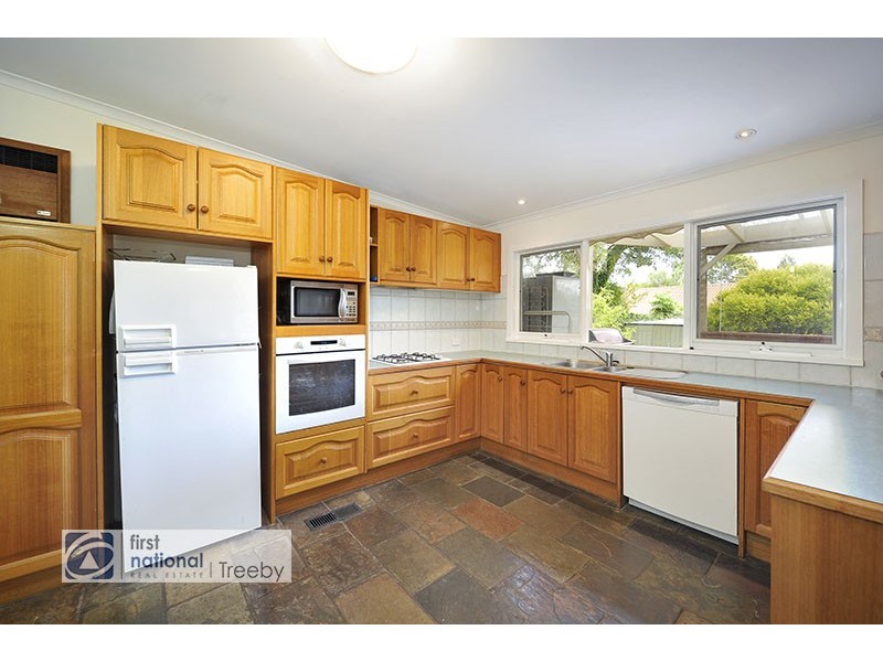 11 Carcoola Road, Ringwood East VIC 3135