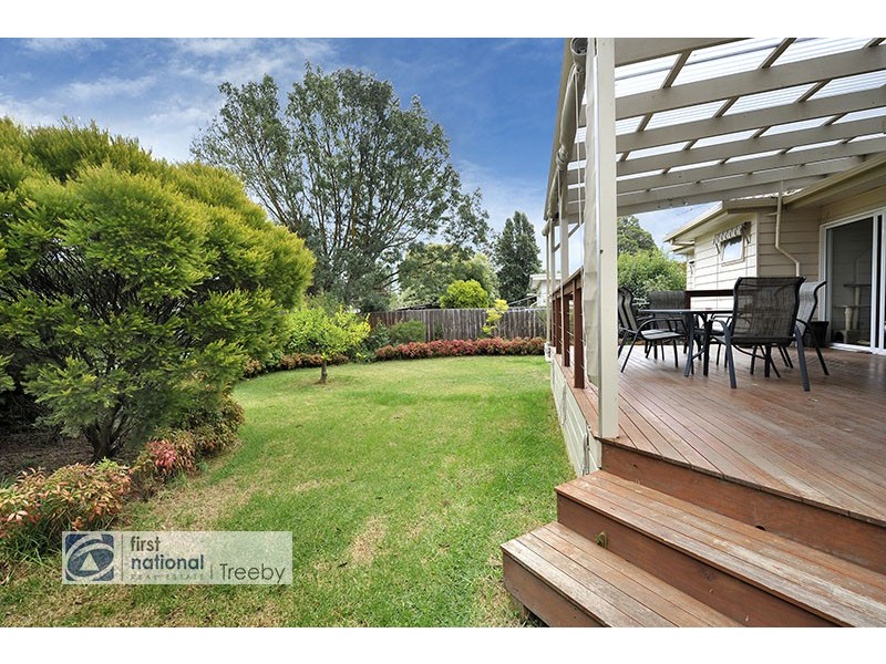 11 Carcoola Road, Ringwood East VIC 3135