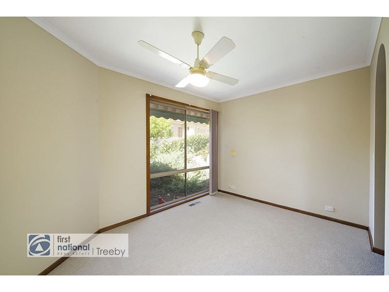 2/11 Vonadawn Avenue, Ringwood East VIC 3135