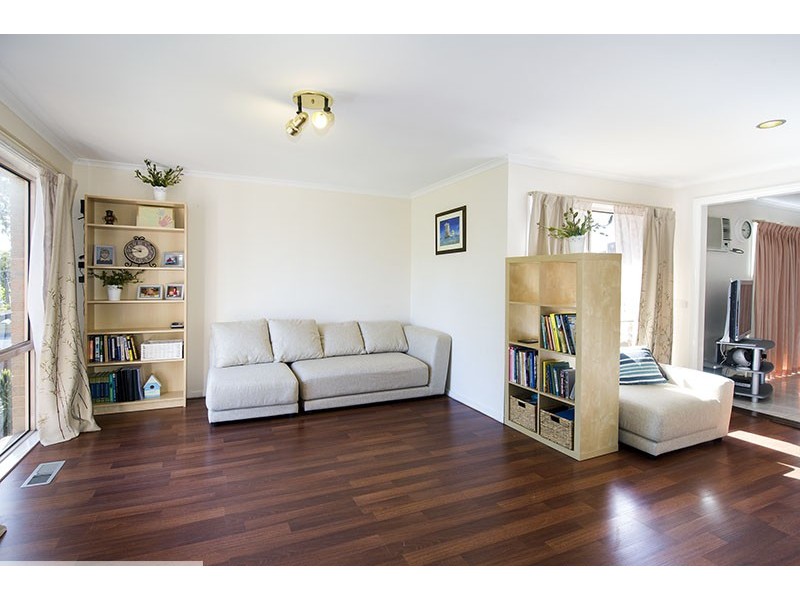 23 Adolphson Avenue, Ringwood North VIC 3134