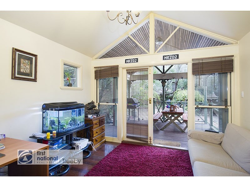 35 Taylors Road, Croydon VIC 3136