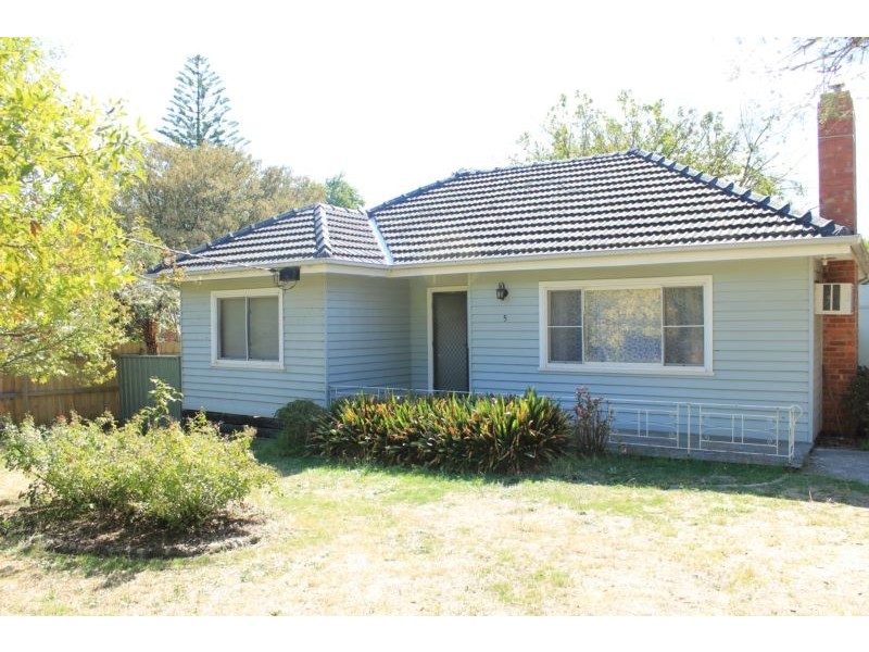 5 Patterson Street, Ringwood East VIC 3135