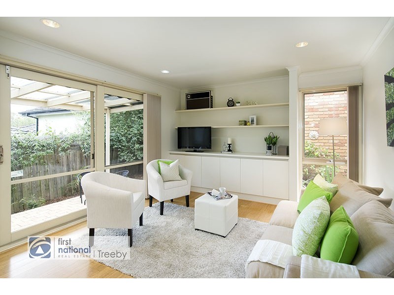 1/3 Merrilong Street, Ringwood East VIC 3135