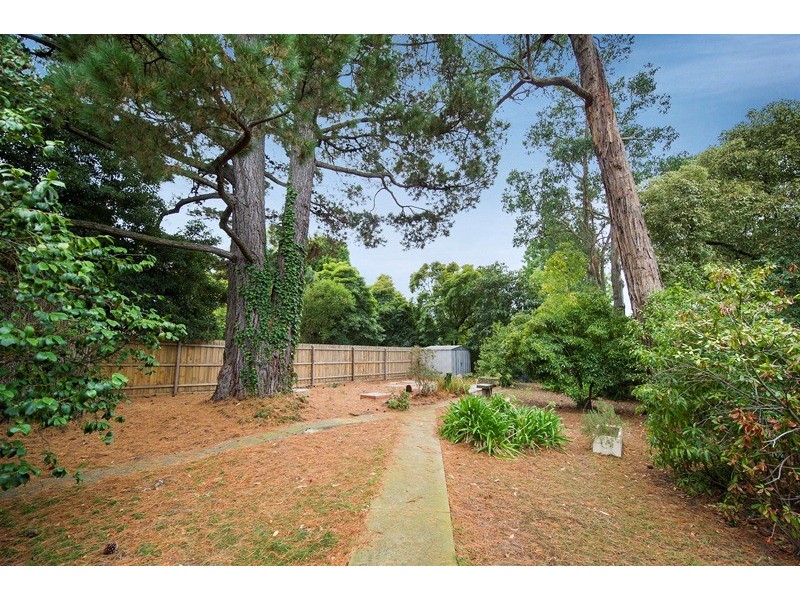 42 Ruskin Avenue, Croydon VIC 3136