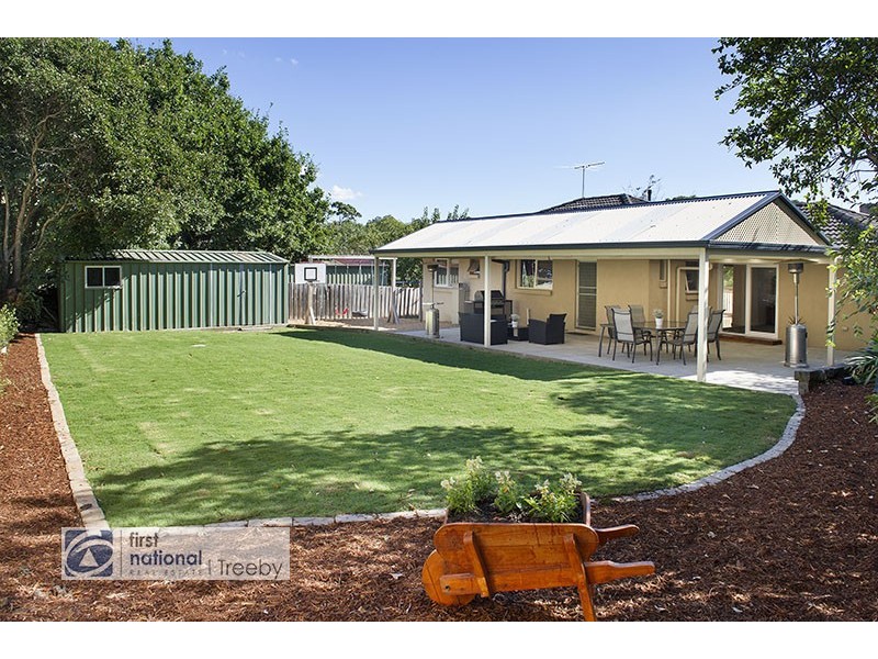 15 Berry Road, Bayswater North VIC 3153
