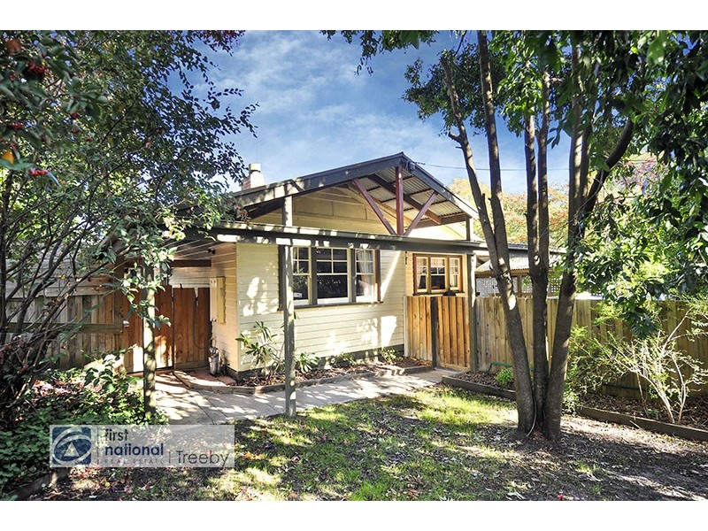 48 Alexandra Road, Ringwood East VIC 3135