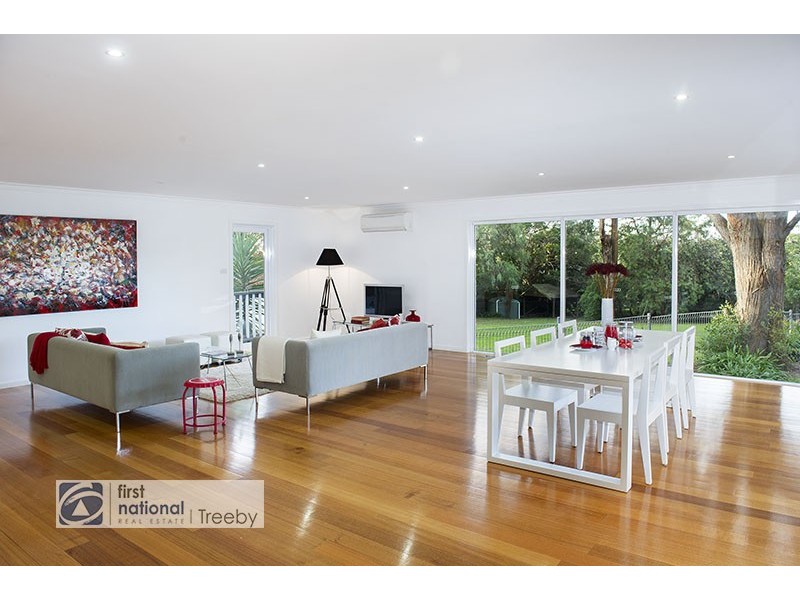 2-4 Valentino Drive, Croydon VIC 3136