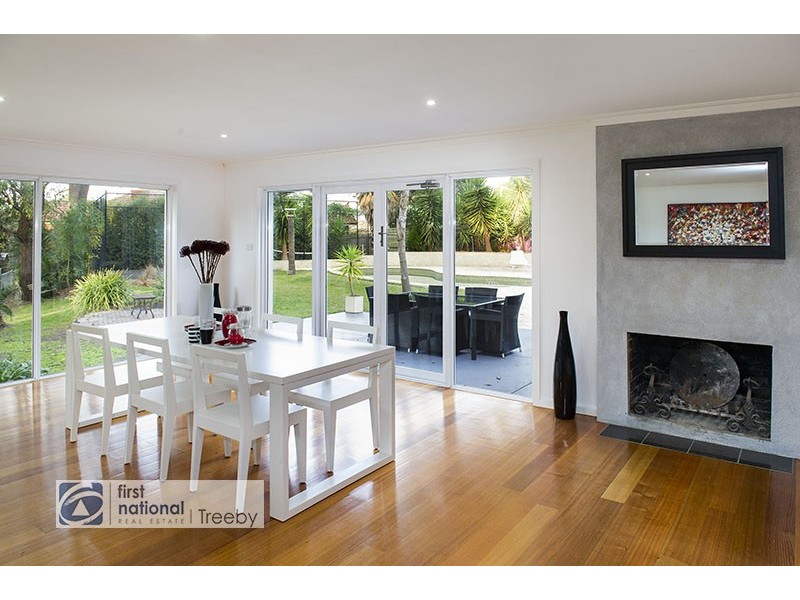 2-4 Valentino Drive, Croydon VIC 3136