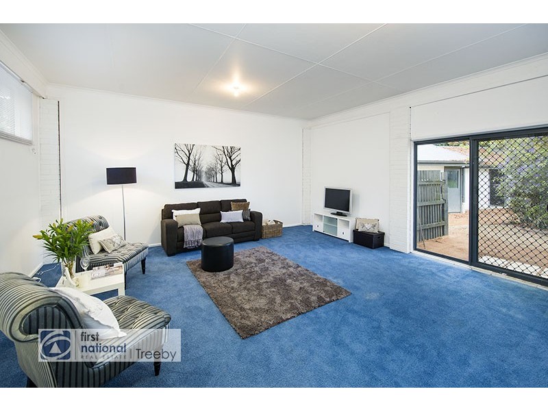 2-4 Valentino Drive, Croydon VIC 3136