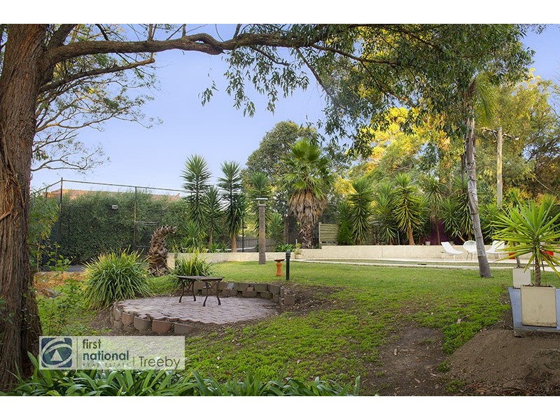 2-4 Valentino Drive, Croydon VIC 3136