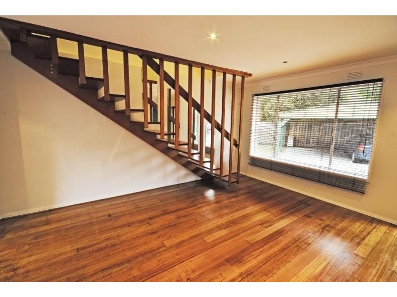 2/4 Woodlands Road, Heathmont VIC 3135