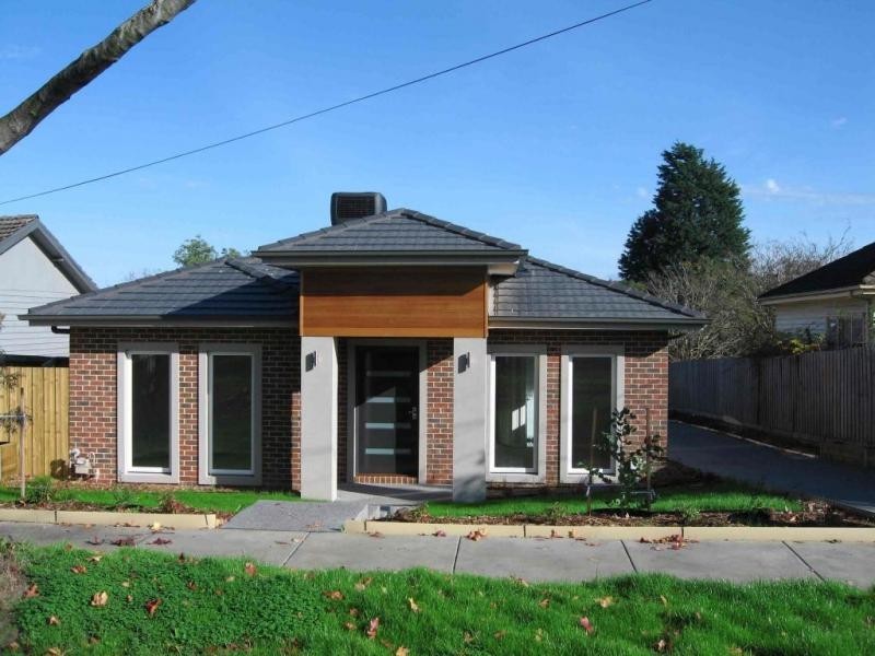 1/4 Maidstone St, Ringwood VIC 3134