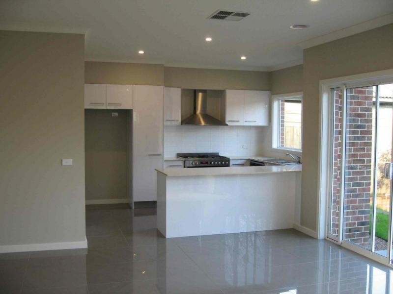 1/4 Maidstone St, Ringwood VIC 3134