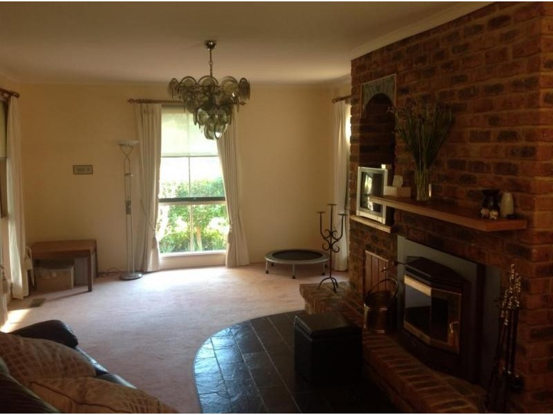 1 Pinetree Court, Ringwood North VIC 3134