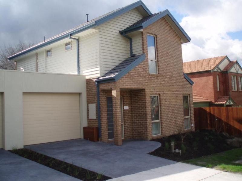 1b Lavender St, Ringwood VIC 3134