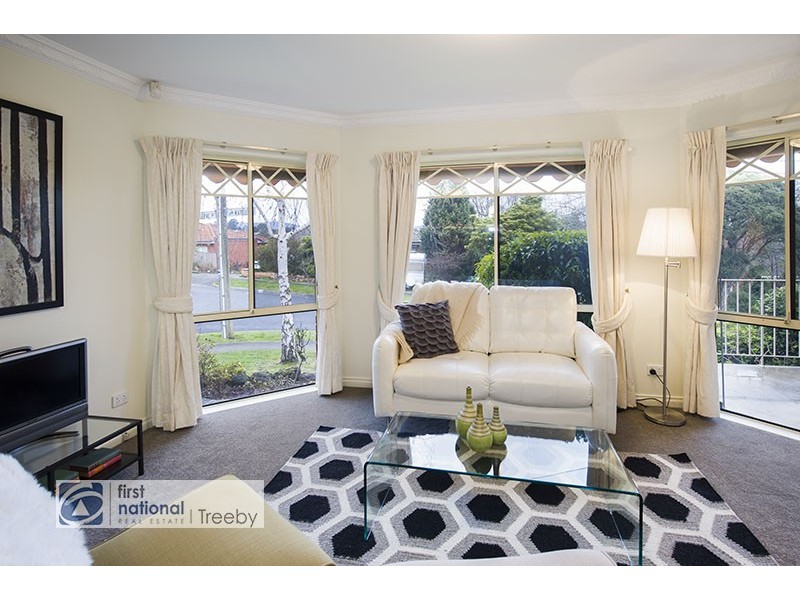 2 Wattle Avenue, Ringwood VIC 3134