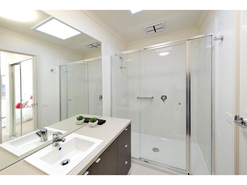 28 Bloom Avenue, Wantirna South VIC 3152