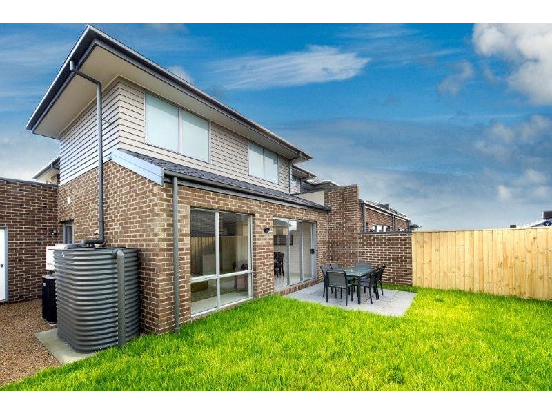 28 Bloom Avenue, Wantirna South VIC 3152