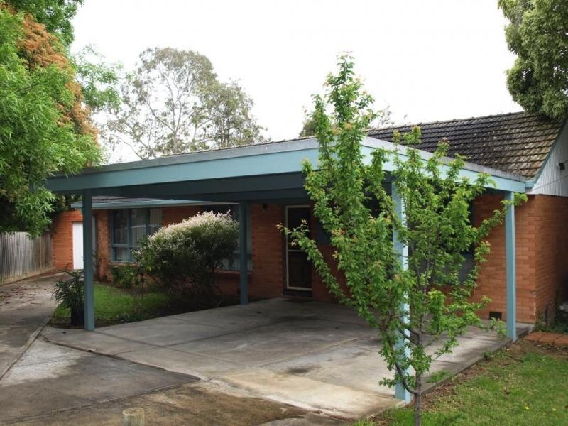 148 Eastfield Road, Croydon South VIC 3136