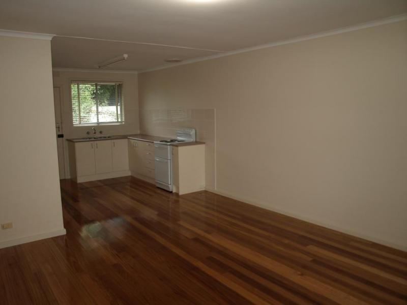 4/17 Albert Street, Ringwood VIC 3134