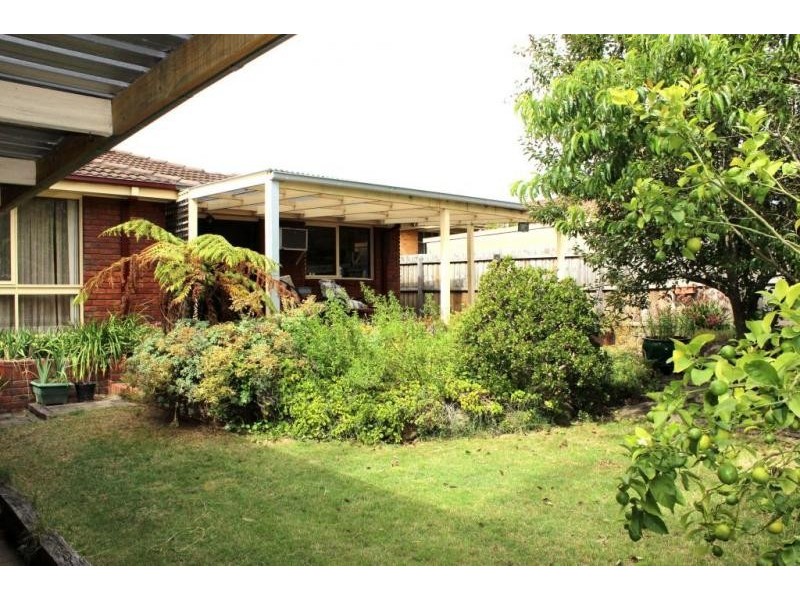 9 Ashcombe Drive, Ringwood North VIC 3134