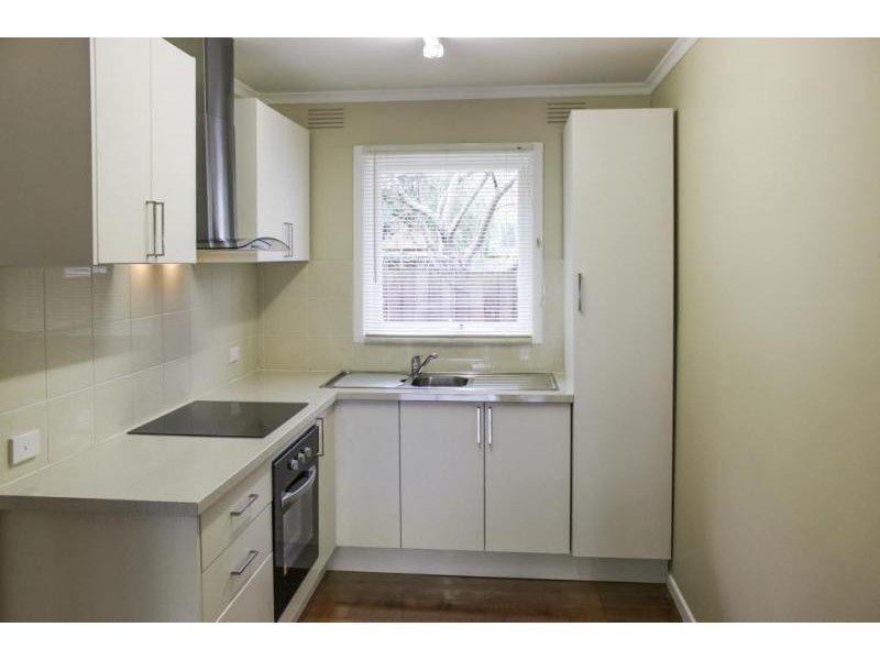 4/130 Heatherdale Road, Mitcham VIC 3132