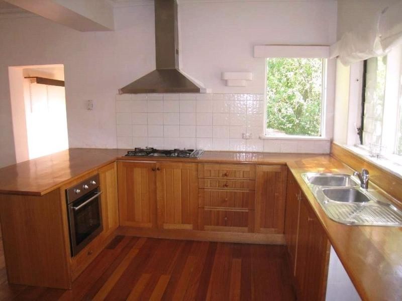 81 Bonnie View Road, Croydon North VIC 3136