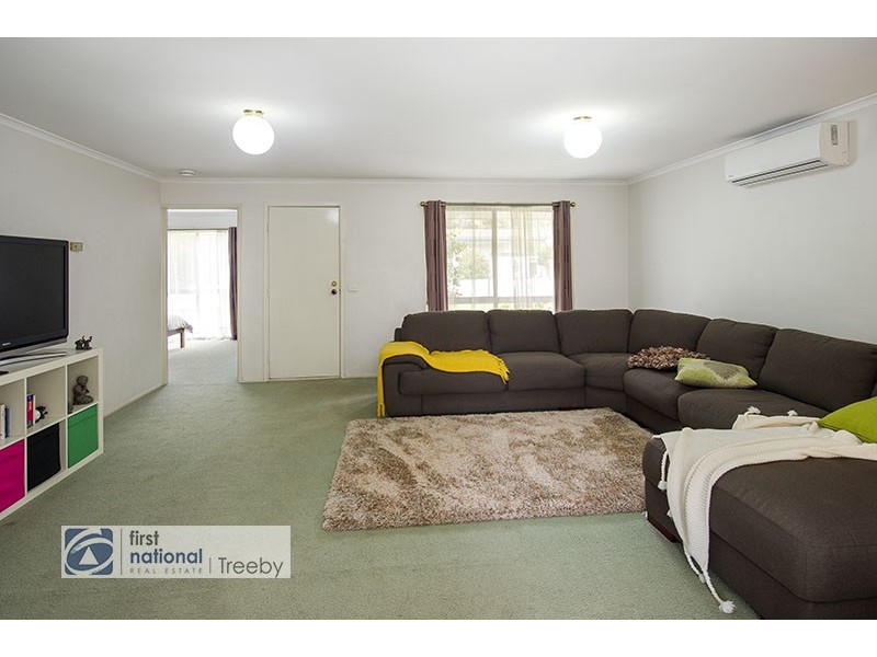 1 Bluemist Drive, Croydon South VIC 3136