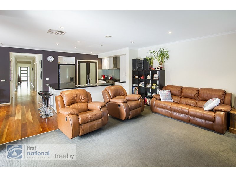 5 Marchant Court, Croydon VIC 3136