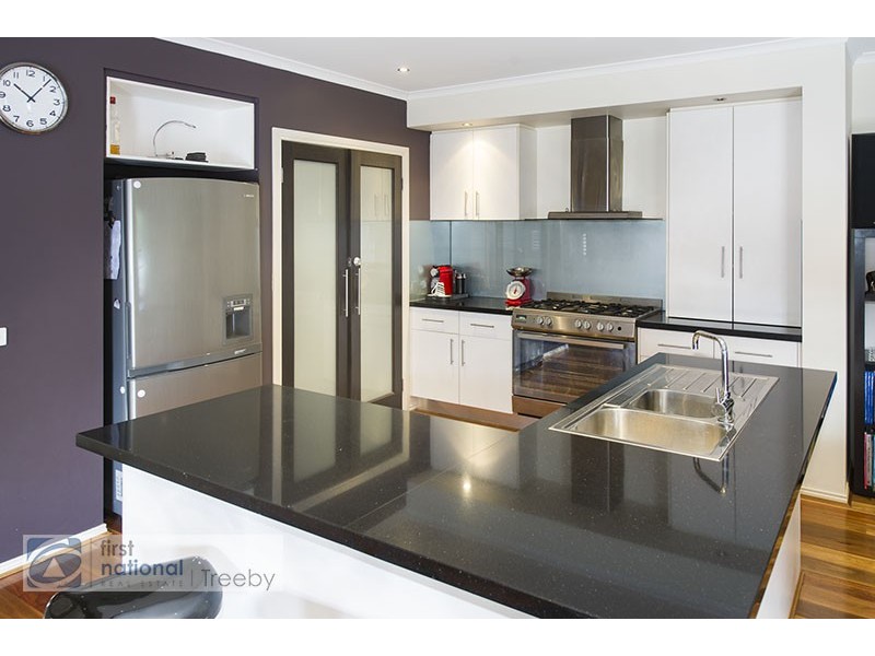 5 Marchant Court, Croydon VIC 3136