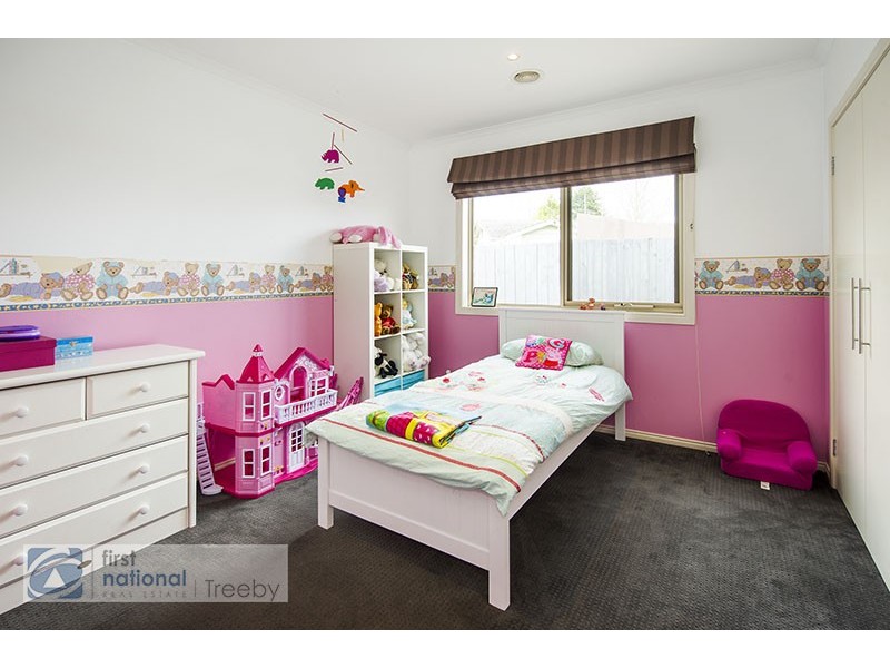 5 Marchant Court, Croydon VIC 3136