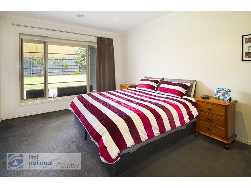 5 Marchant Court, Croydon VIC 3136