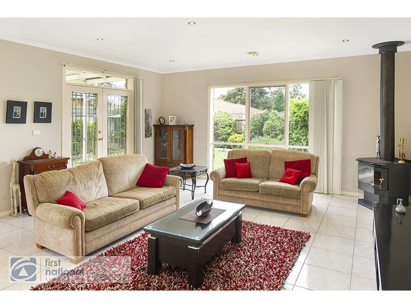 17 Wilkins Grove, Ringwood East VIC 3135