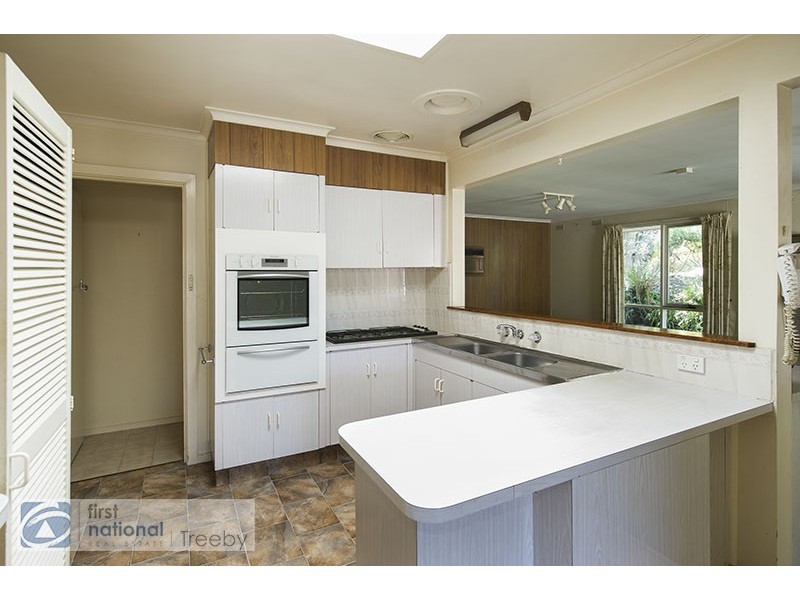 61 Kipling Avenue, Mooroolbark VIC 3138