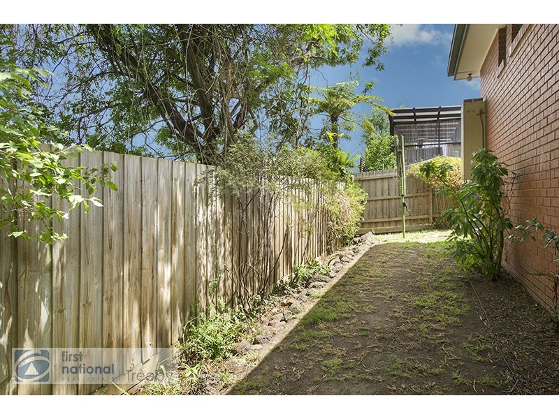 3/13 William Street, Ringwood VIC 3134