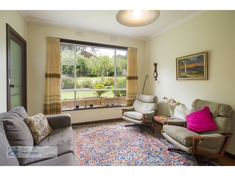1 Felix Crescent, Ringwood North VIC 3134