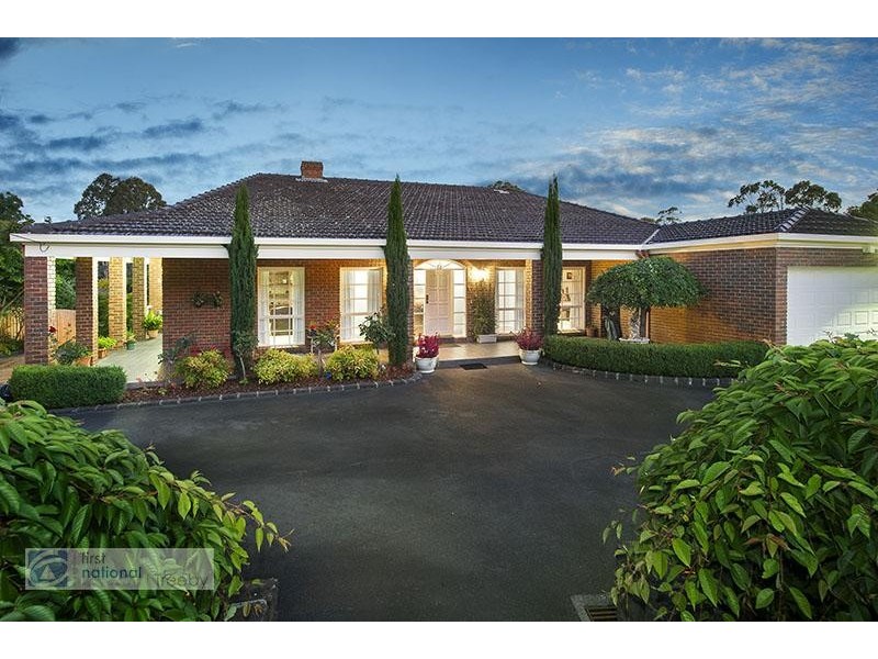 38 Patrick Avenue, Croydon North VIC 3136