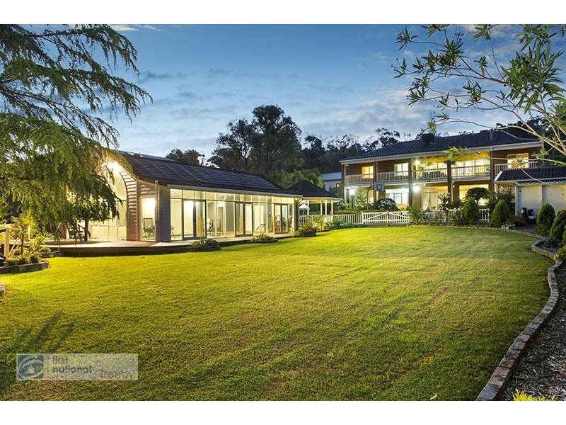 38 Patrick Avenue, Croydon North VIC 3136