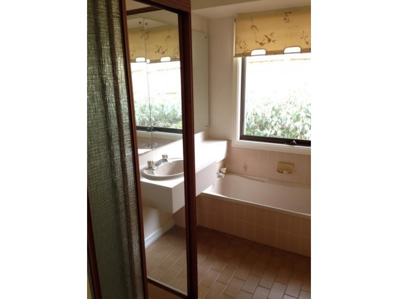 12 Poynton Avenue, Ringwood VIC 3134