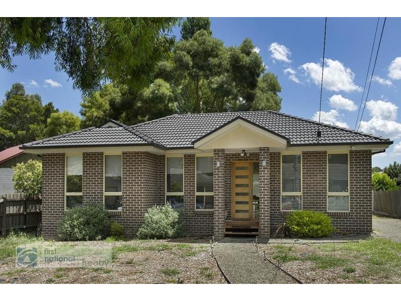 15 Ricky Court, Mooroolbark VIC 3138