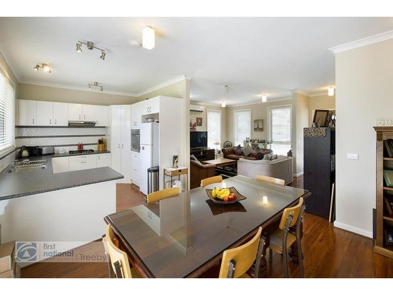 15 Ricky Court, Mooroolbark VIC 3138