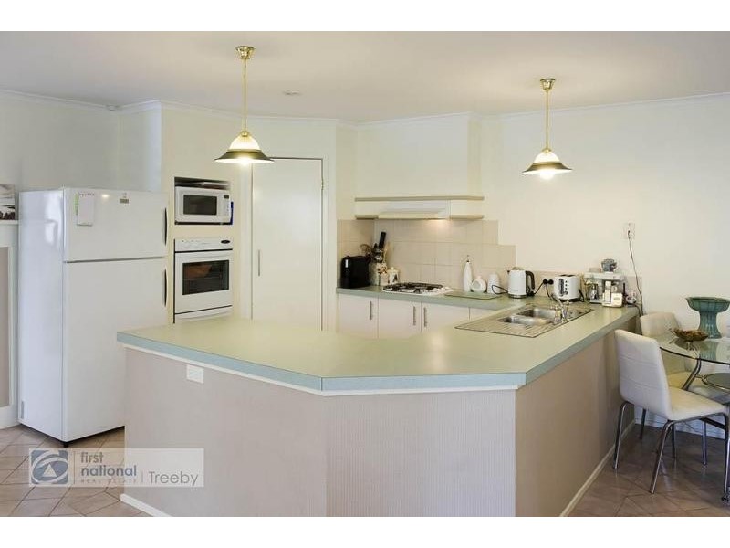 31 Aumann Court, Croydon North VIC 3136