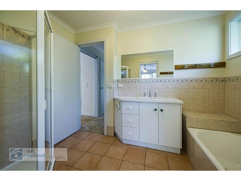 2/3 Herbert Street, Ringwood VIC 3134