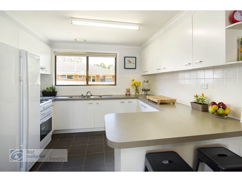 2/68 Lincoln Road, Croydon VIC 3136