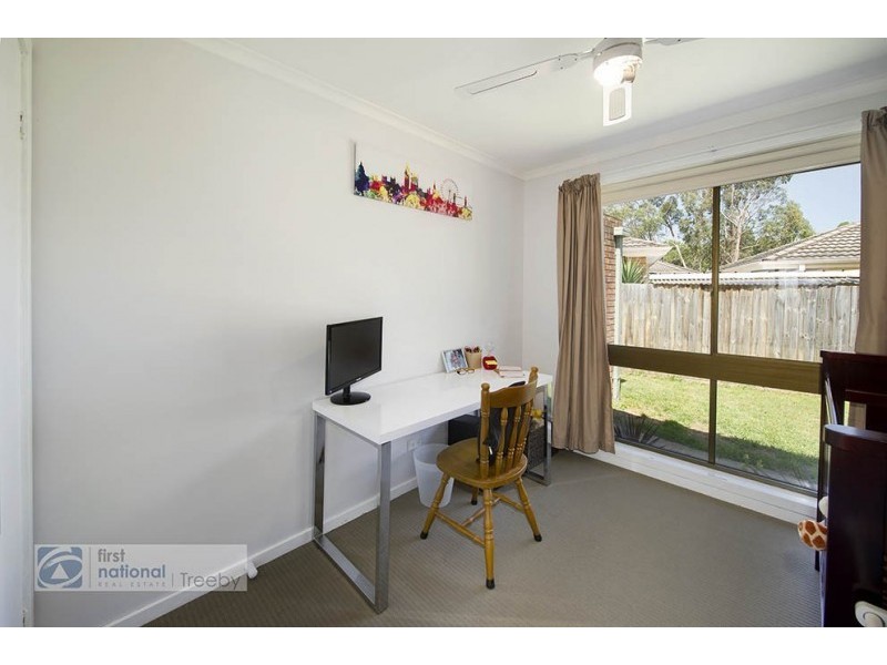 2/68 Lincoln Road, Croydon VIC 3136