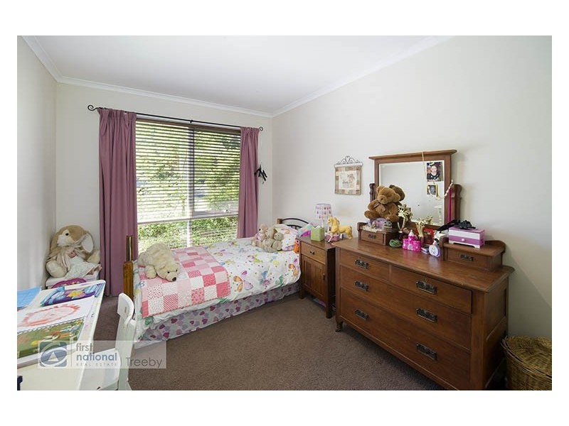 43 Angelica Crescent, Croydon Hills VIC 3136