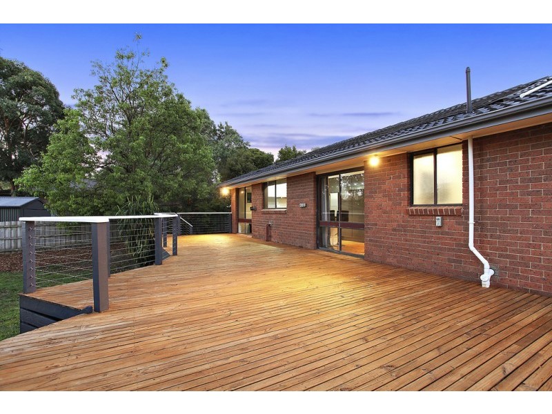 3 Morrison Crescent, Kilsyth VIC 3137