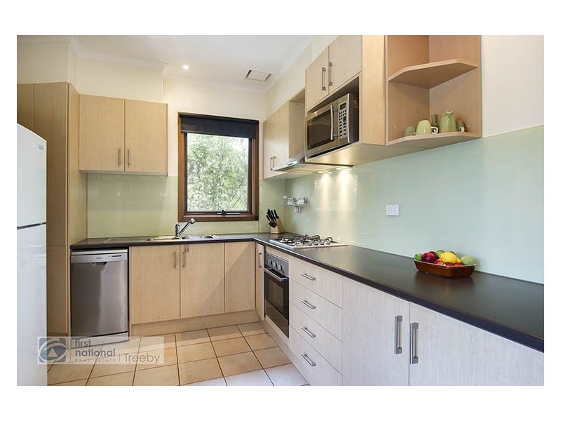 1/52 Evelyn, Ringwood North VIC 3134