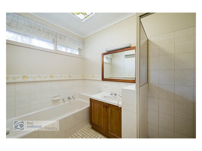 25 Vasey Concourse, Croydon VIC 3136