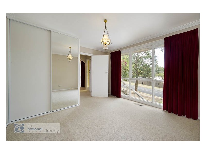 24 Little John Road, Warranwood VIC 3134